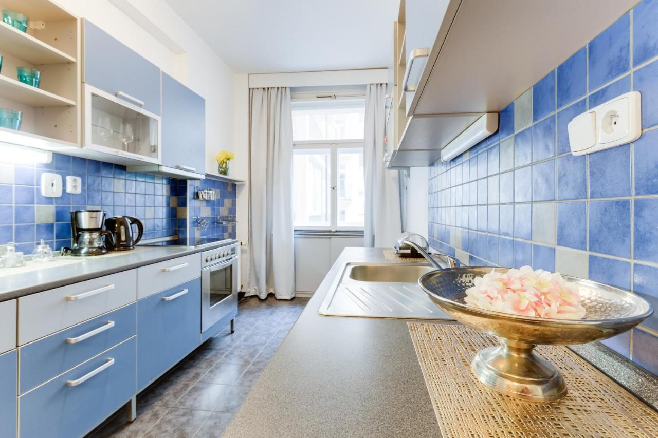 Exclusive Riverside Apartment In The Heart Of Prag Exterior foto