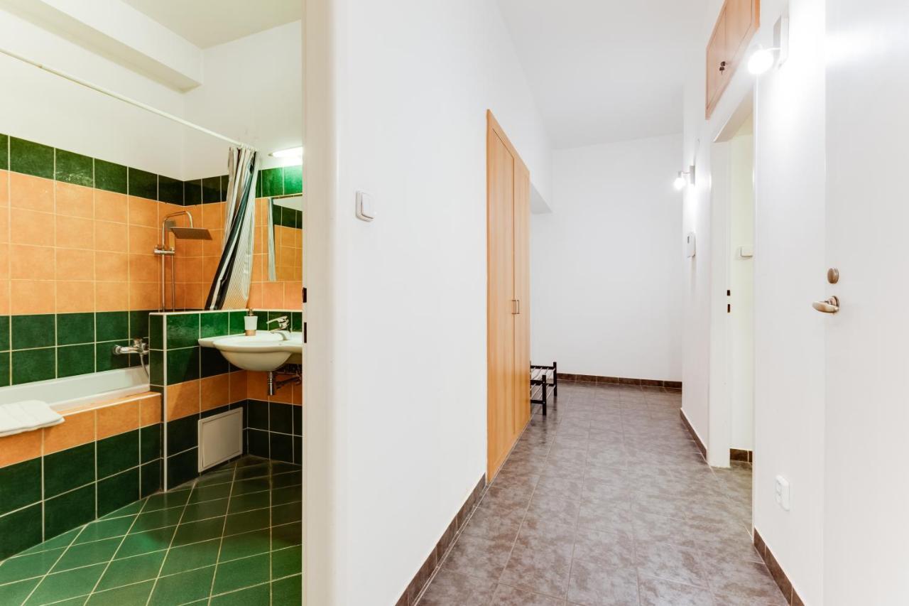 Exclusive Riverside Apartment In The Heart Of Prag Exterior foto