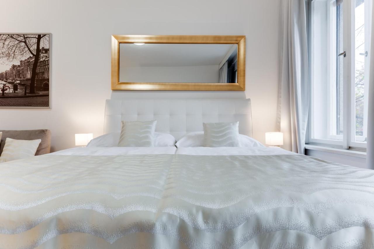 Exclusive Riverside Apartment In The Heart Of Prag Exterior foto